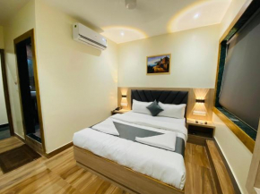 Glitz Hotels Riza - Nr NESCO Bombay Exhibition Centre Goregaon